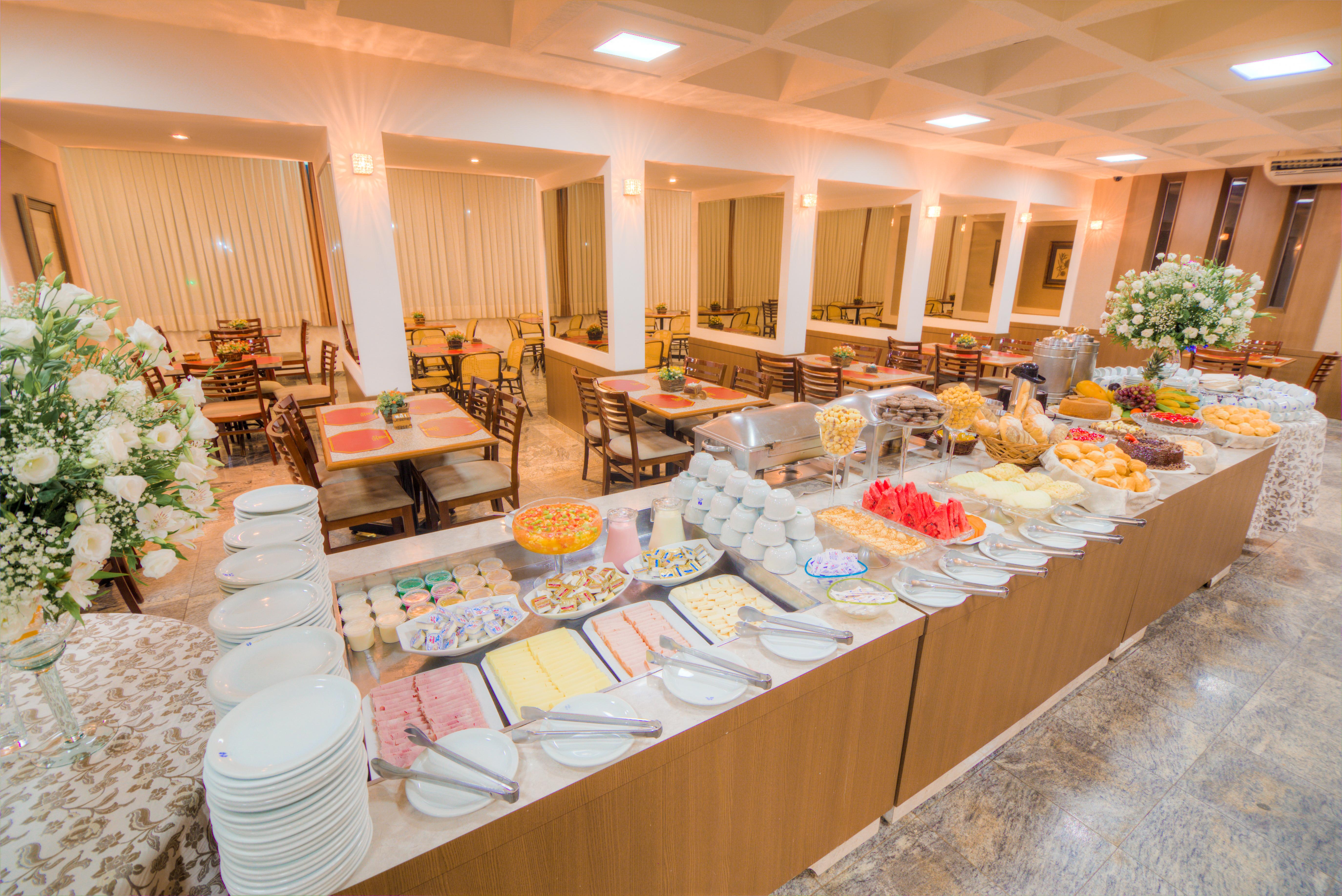 Hotel Dan Inn Uberaba & Convencoes By Nacional Inn Exterior foto